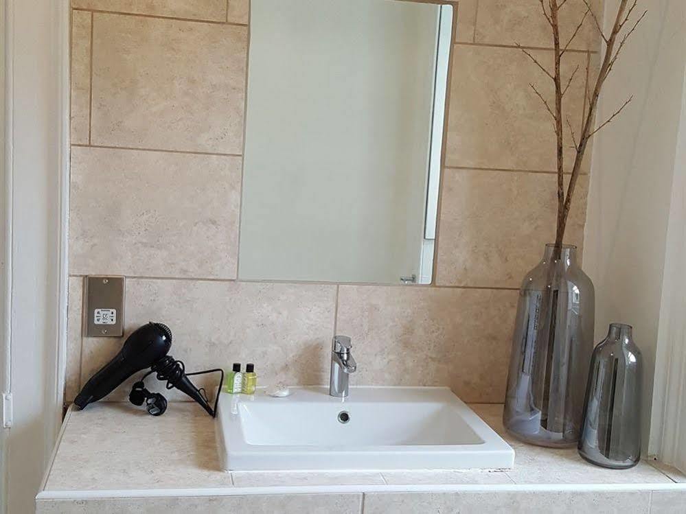 Grigshot Apartment Stroud  Luaran gambar